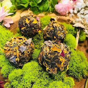 Pollinator Seeds ~ Botanical Bee Bombs ~ Wildflower Seed Bomb ~ Floral & Herbal Seeds ~ Organic Seeds ~ Easy Planting  ~ Bee Garden ~ Gift