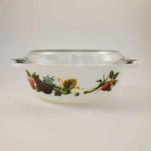 JAJ Pyrex Small Tuscany Motif Casserole Dish with Lid 505