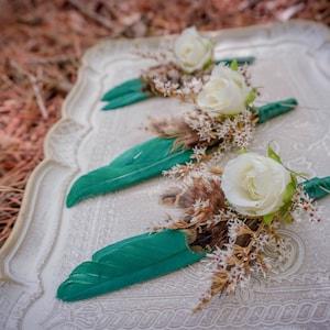 Wedding Boutonniere,Green Natural Feathers White Roses and Dried Flowers,Boho Wedding,Country Wedding,Groomsman Accessory,Flower Boutonniere