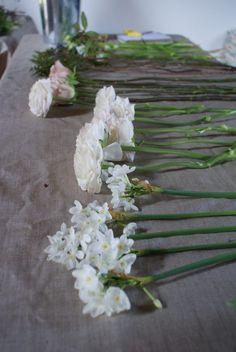 How to make a hand tied flower bouquet - From Britain with Love Flower Delivery