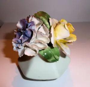 Flower Group FIGURINE Bone China RADNOR Carnation & Rose 1970s