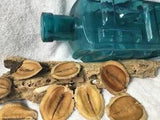 Hawaii Bob??s 15pc Jacaranda Pods Dried Decor Wood Pieces Gourds Crafts