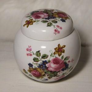 Sadler England Ginger Jar with Pink Peony Flower Bouquet