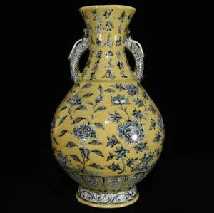 13" Old China Porcelain ming dynasty hongwu Yellow Blue white peony flower Vase