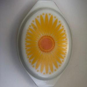 Vintage Pyrex sunflower yellow divided casserole dish