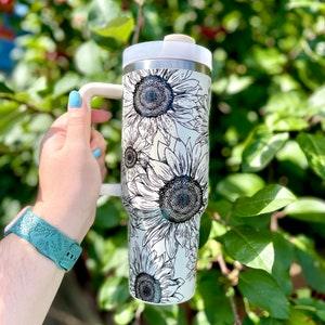 40oz Sunflower Tumbler, floral tumbler, tumbler with handle, gifts, gift for her, personalized gift, flowers, cup, insulated tumbler, cute