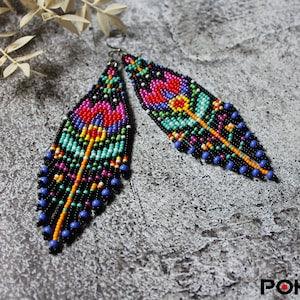 Floral beaded earrings Flower earrings Dangle fringe earrings Seed bead earrings Chandelier earrings Bright beadwork earrings Boho earrings