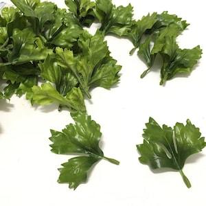100 Artificial Green Budget Quality RANUNCULUS Leaves - Artificial Flowers, Greenery, Hair Accessories, DIY Wedding, Flower Crown, Millinery