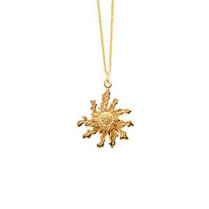 Eguzkilore Necklace -Sunflower Pendant -Nature Jewelry -Basque Jewelry -Gift for her -Gold plated Pendant -Chain include -Charm /EG-1032P