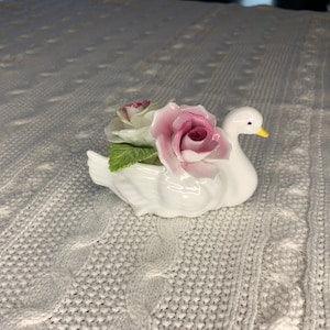 Vintage Aristocrat Extra Large 1950s Porcelain Bone China Flower Bouquet in Swan