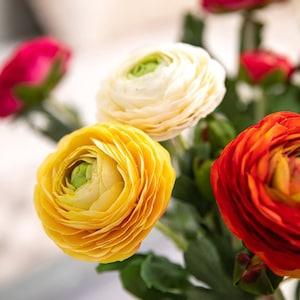 Artificial Ranunculus with Bud, Fake Peony Flower Stem, Wedding Bridal Bouquet Material, Living Room Floral Arrangement, Party Plant Decor