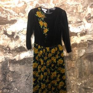 VINTAGE Velvet Sunflower Dress