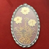Vintage Pressed Dried Flowers Hanging Oval Glass Twisted Metal Frame 5.5??? x 3.5???