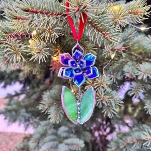 Stained glass Flower Indigo Iridescent, Suncatcher, Wall Window Nature decor, Orchid, Everlasting Plant Christmas Ornament cactus, succulent