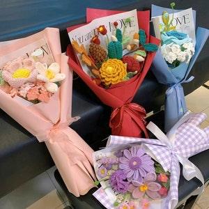 Handmade flowers bouquet, crochet flower bouquet,sunflower,rose,tulips, bouquet for friend, valentine??s day and mother day, knitted Flowers