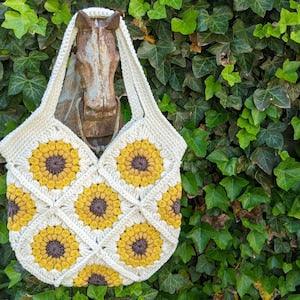 Crochet Sunflower Bag, Sunflower, Sunflower Purse, Granny Square Bag, Market Bag, Boho Bag, Ready to ship