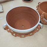 Chain planter