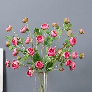 Ranunculus Bud Stem with Leaves, Fake Buttercup Spray, Artificial Flower Crafts, Home Floral Decor, for Bridal Bouquets, Wedding Arrangement