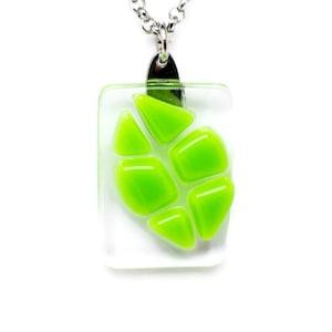 Green leaf fused glass pendant