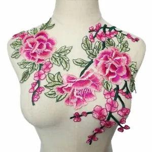 2PCS Peony Flowers Leaves Embroidery Fabric Appliques Pink Sew Patches Trimmings