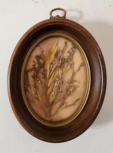 Vtg. Small Dried Pressed Flowers In Gold Plastic Oval Frame Wall Hanging Decor