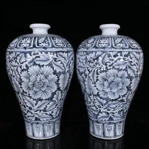 16.9" pair China ming dynasty hongwu mark Porcelain Blue white peony flower vase