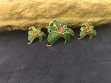 Beautiful Vintage BROOCH Pin & Earrings Cloisonne Enamel Green/Red Orchid Lily