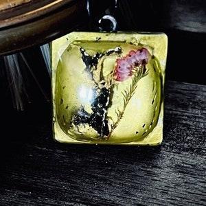 Victorian Swamp flower choker, weeds, moss, lichen, sparkles, plant terrarium, dark academia, Cottage core, mothers day
