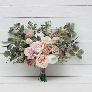 Blush pink beige bridesmaid bouquet Dusty rose flowers Bridal bouquet Faux bouquet Fall wedding Silk flowers Boho wedding
