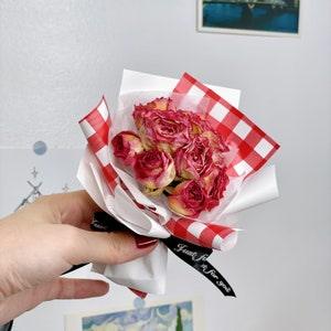 mini dried rose bouquet