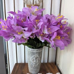 Beautiful bouquet of lilies/artificial flowers - shabby chic