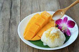 Thais dessert: Mango met kleefrijst (video) Flower Delivery