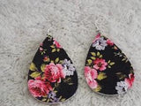Black Pink Peony Flower Vinyl Pierced Earrings (G3)