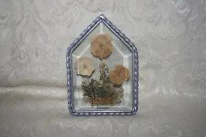 House Shaped Beveled GLASS SUN CATCHER Dried Flowers LASTING IMPRESSIONS Hanging