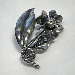 VINTAGE HAND MADE STERLING Silver FLOWER PIN Lily Peony Twisted Stem SPRAY