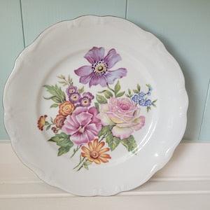 Vintage Floral Plate. Gloria Fine Porcelain. Bayreuth Bavaria. Pink Rose and Flowers Decorative plate with Gilt Rim