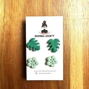 Green clay earrings, Philodendron statement, philodendron earrings, clay earrings, monsteras, plant lover earring, plant studs, plant mom