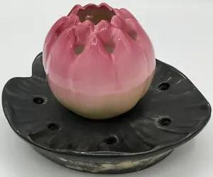 Vintage Two Piece Ceramic Lily Pad Flower Frog 698622 Pond Bouquet Plant Pink