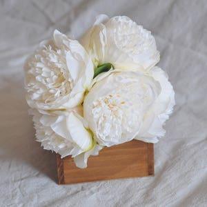 Ivory White Silk Peony Flowers for Wedding Bridal Bouquets,Bridesmaid Bouquet,Home Decor, Centerpiece, Silk Bouquet,Corsage, Wedding =5pcs