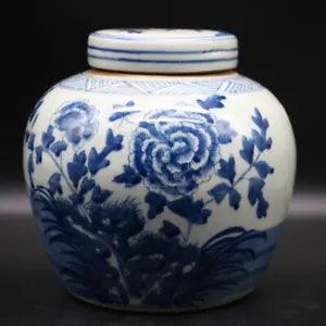 Old Chinese Blue & White porcelain Hand Painted peony flower jar pots 8468