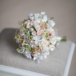 Romantic peach flower bouquet Pastel wedding bouquet Bridal accessories Peony wedding bouquet Bridesmaids bouquet Magaela Ivory wedding