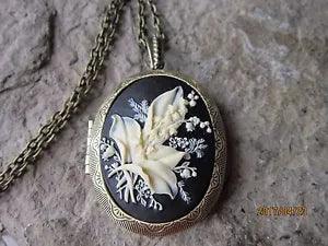 LILY OF THE VALLEY CAMEO LOCKET -ANTIQUE BRONZE, CREAM, VINTAGE LOOK, QUALITY,B2