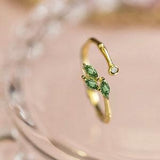 Our GLAS Ring in 925 Sterling Silver: Natural Green Leaf Shine