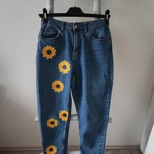 Hand-painted Jeans Women's Sunflowers, Art Gift, Trendy Custom Design Jeans, Unique Birthday Gift, High Waisted Jeans Artistic Gift