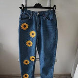 Hand-painted Jeans Women's Sunflowers, Art Gift, Trendy Custom Design Jeans, Unique Birthday Gift, High Waisted Jeans Artistic Gift