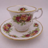 1960s Vintage Elizabethan English Bone China Rose Bouquet Teacup and Saucer Outstanding English Tea Cup