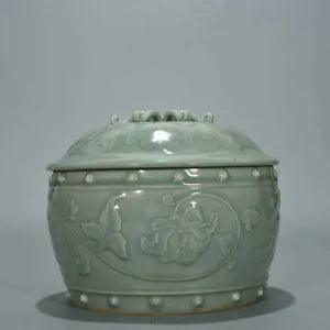 9.5" China Porcelain song dynasty longquan kiln cyan glaze peony flower Jar pot