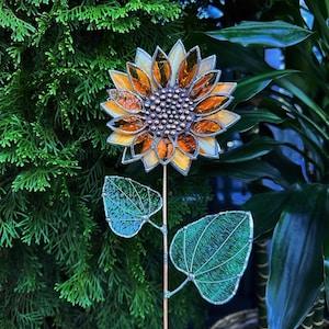 Stained glass flower Sunflower, tropical 3D plant, Sun catcher, Table plant decor, Wedding Christmas Gift, Outdoor and gardening decor