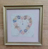 VTG 19995 ART PRESSED WILD FLOWERS HEART SHAPED GOLD FRAMED WALL PICTURE SIGNED
