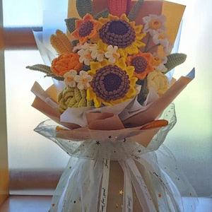 Custom Crochet sunflower Bouquet,Handmade Knitted Flowers,Mother's Day Gift for mom,sunflower decor for wedding